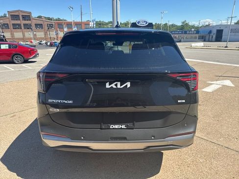 New 2026 Kia Sportage S image 6