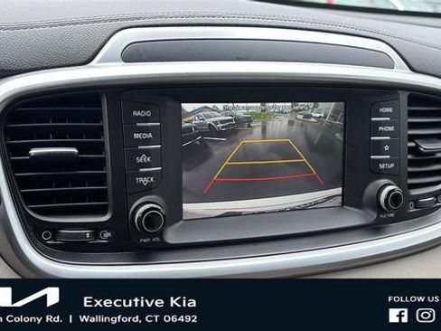 Used 2020 Kia Sorento EX AWD/4WD image 17
