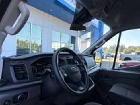 Used 2025 Ford Transit 350 XL AWD/4WD image 10
