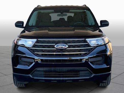 Used 2022 Ford Explorer XLT w/ Class IV Trailer Tow Package image 4