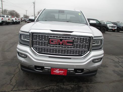 Used 2018 GMC Sierra 1500 Denali w/ Denali Ultimate Package image 12