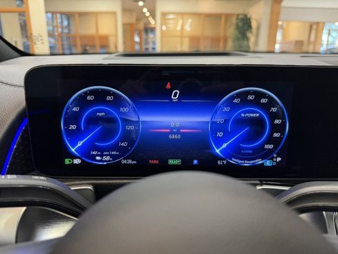 Certified 2024 Mercedes-Benz EQB 250+ image 11