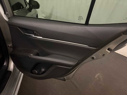 Used 2022 Toyota Camry XSE image 26