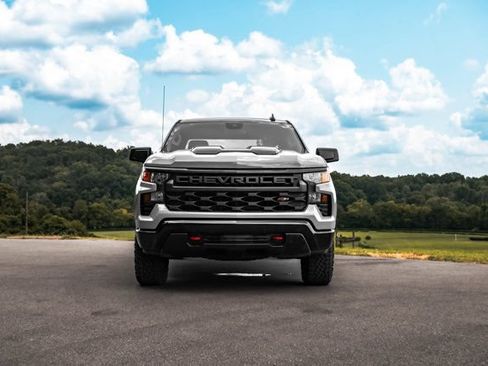 Used 2025 Chevrolet Silverado 1500 Custom Trail Boss AWD/4WD image 6