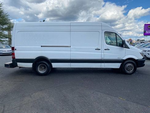 Used 2014 Mercedes-Benz Sprinter 3500 image 4