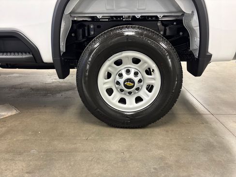 New 2025 Chevrolet Silverado 3500 W/T image 22