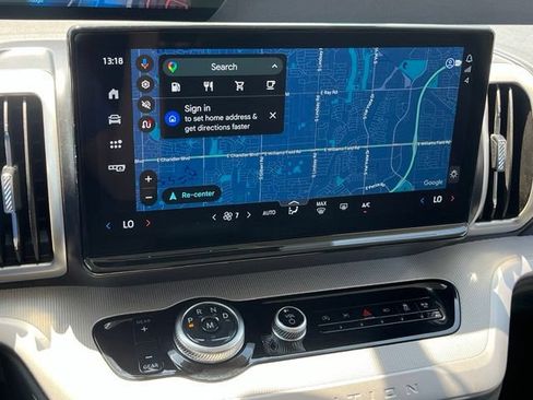Used 2025 Ford Expedition Active RWD image 25
