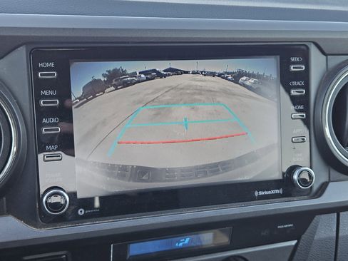 Used 2021 Toyota Tacoma TRD Off-Road w/ Technology Package image 20