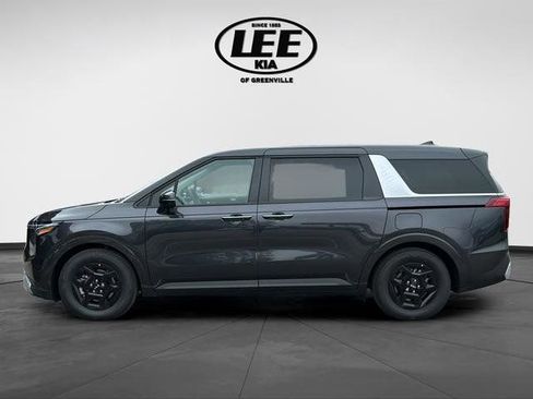 New 2026 Kia Carnival FWD image 4