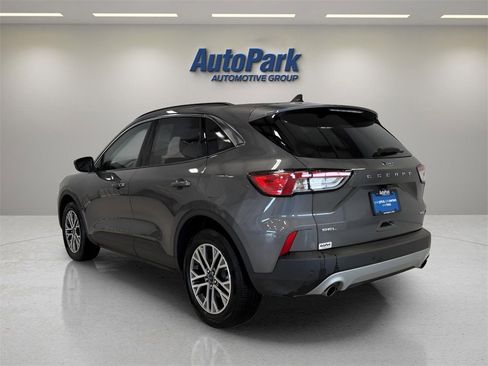 Certified 2022 Ford Escape SEL image 5