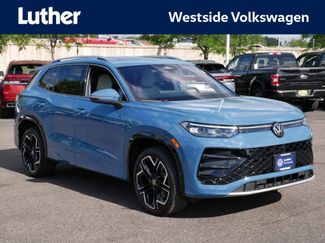 Certified 2025 Volkswagen Tiguan SEL R-Line AWD/4WD video 1