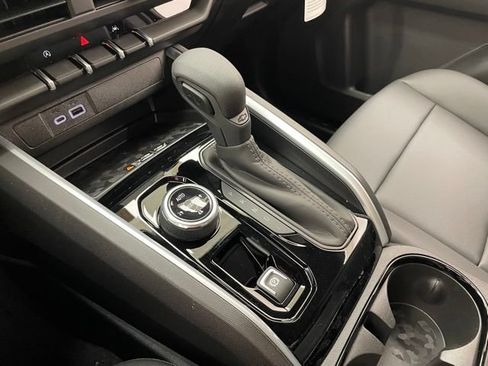 New 2026 Chevrolet Colorado Trail Boss AWD/4WD image 7