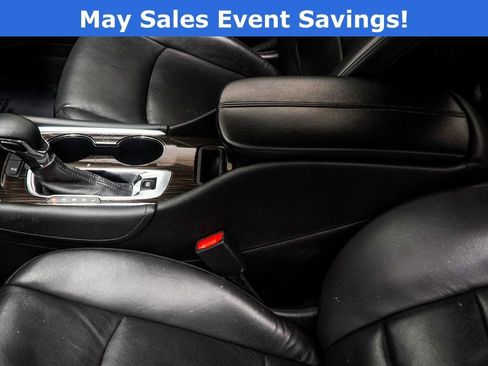 Used 2024 Chevrolet Malibu LT FWD image 17