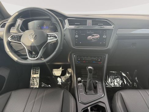 Used 2023 Volkswagen Tiguan SE R-Line FWD image 14