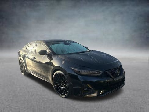 Used 2023 Nissan Maxima SV w/ Floor Mat Group FWD image 15