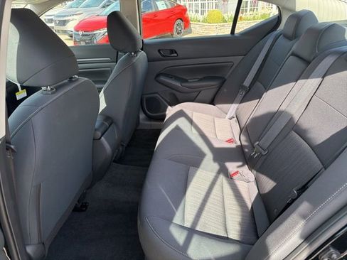 Used 2025 Nissan Altima 2.5 S image 11