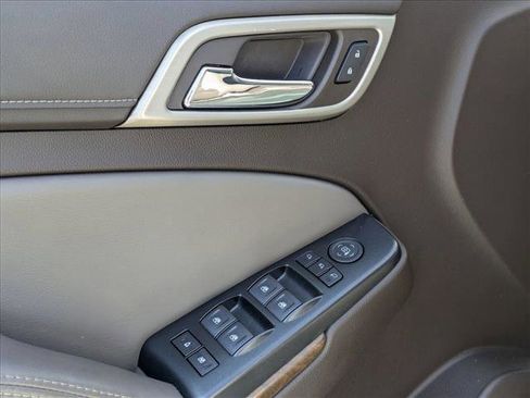 Used 2019 GMC Yukon Denali w/ Open Road Package image 2