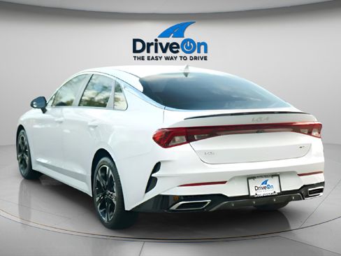 Used 2024 Kia K5 GT-Line w/ GT-Line Premium Package image 4