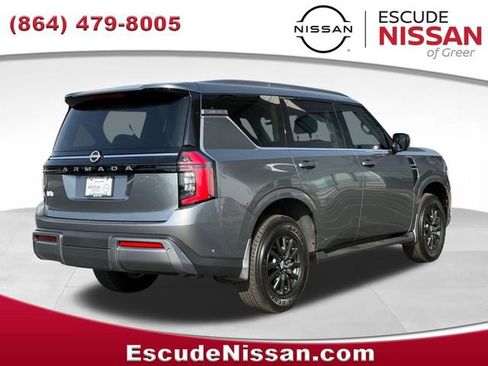 Used 2025 Nissan Armada SV image 3