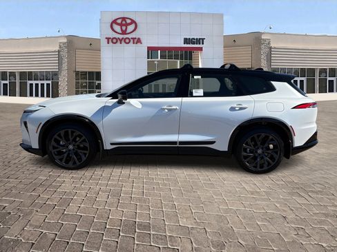 New 2026 Toyota Crown Signia image 3