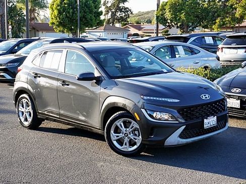 Used 2023 Hyundai Kona SEL w/ Cargo Package AWD/4WD image 3