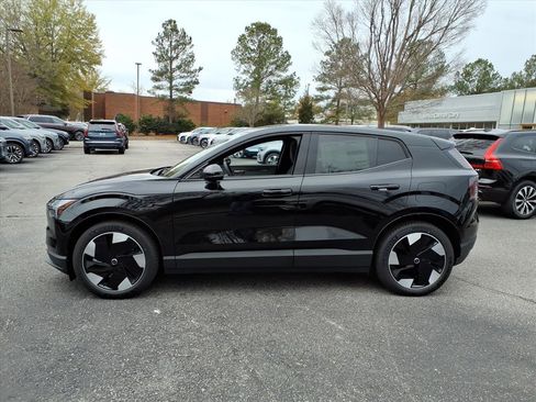 New 2025 Volvo EX30 Plus w/ Protection Package Premier image 7