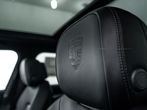 Certified 2026 Porsche Cayenne AWD/4WD image 20