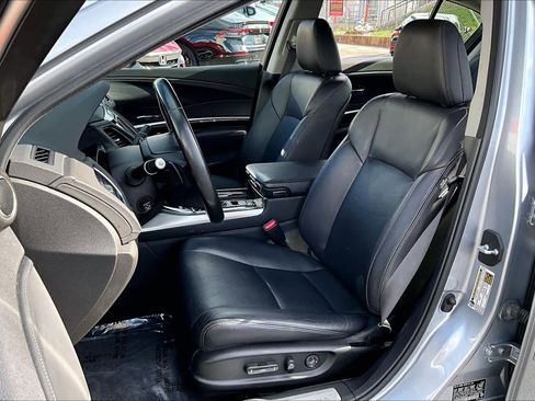 Used 2016 Acura RLX w/ Technology Package FWD image 8