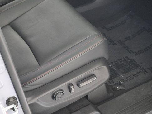 Used 2023 Honda Odyssey Sport image 7