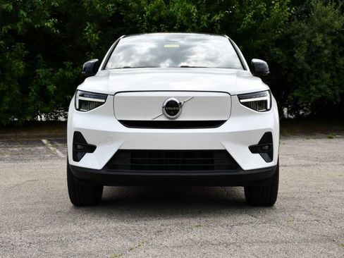 Used 2023 Volvo C40 P8 Recharge Plus w/ Protection Package Premier AWD/4WD image 2