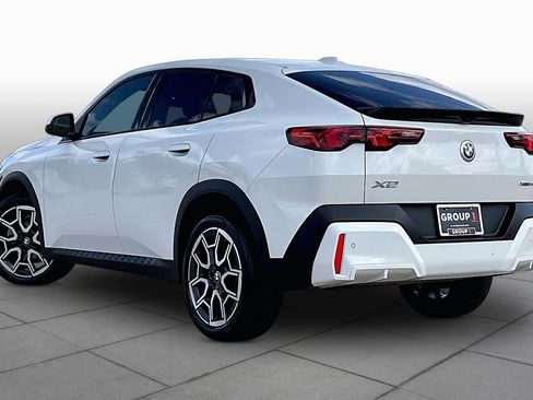 Used 2026 BMW X2 xDrive28i AWD/4WD image 11