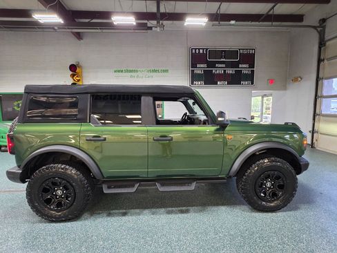Used 2023 Ford Bronco Badlands AWD/4WD image 5