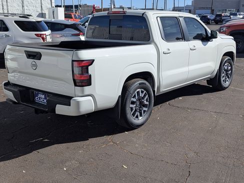 New 2026 Nissan Frontier SV image 2