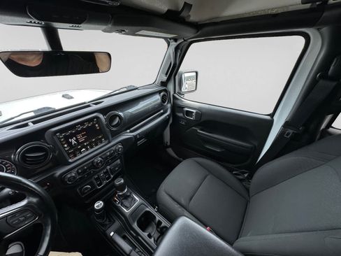 Used 2020 Jeep Gladiator Sport AWD/4WD image 31