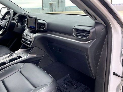 Used 2023 Ford Explorer XLT w/ Equipment Group 202A image 20
