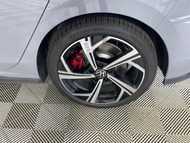 New 2026 Volkswagen GTI SE FWD image 11
