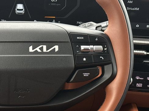 Used 2026 Kia Sportage X-Line w/ X-Line Technology Package image 37