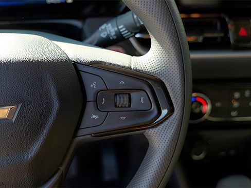 Certified 2026 Chevrolet TrailBlazer LT w/ Driver Confidence Package image 11