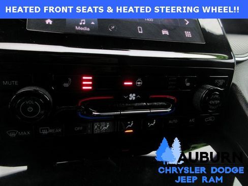 Used 2024 Jeep Grand Cherokee Laredo X w/ Luxury Tech Group I image 22