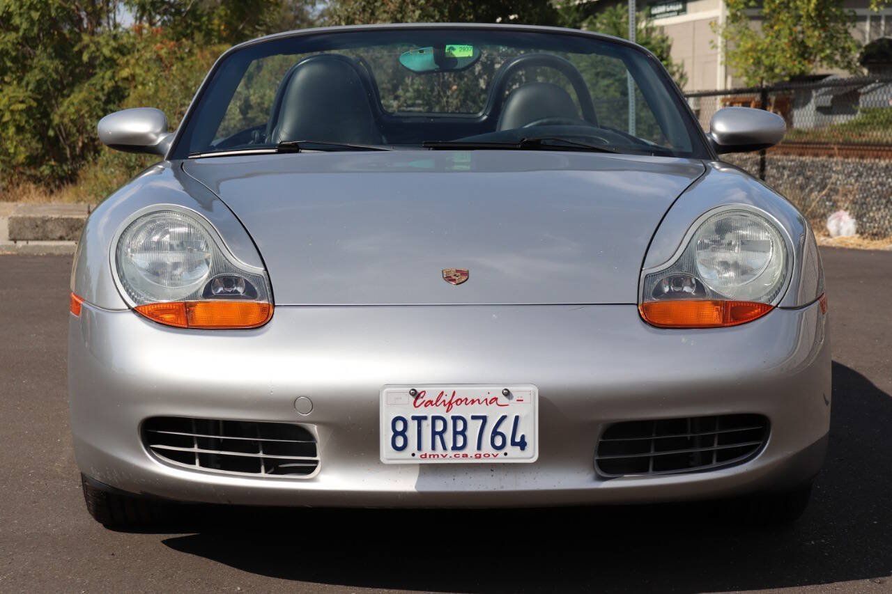 Used 2002 Porsche Boxster RWD image 3