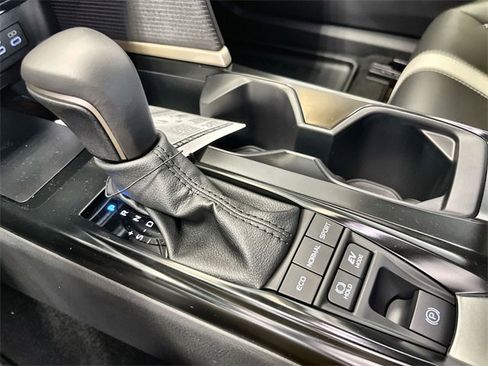 New 2026 Toyota Camry SE image 28