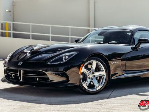 Used 2017 Dodge Viper SRT-10 RWD image 21