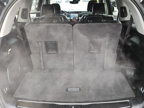 Used 2022 Jeep Grand Cherokee L Limited image 14