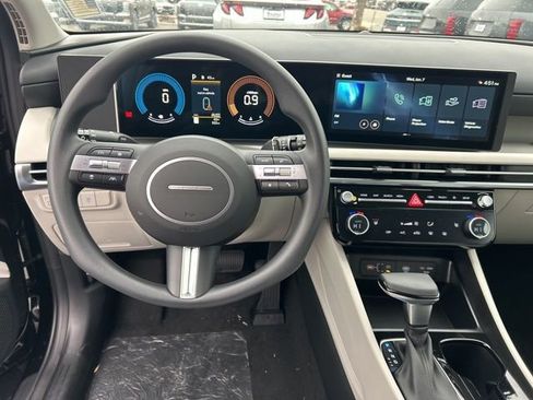 New 2026 Hyundai Tucson SEL image 13