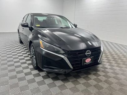 Used 2024 Nissan Altima 2.5 SV