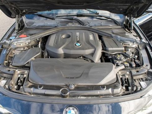 Used 2018 BMW 330i xDrive Sedan w/ Convenience Package image 12