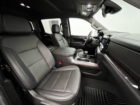 Used 2023 Chevrolet Silverado 1500 LTZ w/ LTZ Convenience Package II image 28