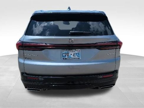 Used 2025 Buick Enclave Sport Touring w/ Super Cruise Package FWD image 6