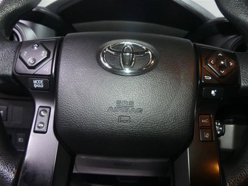 Used 2021 Toyota Tacoma SR AWD/4WD image 29
