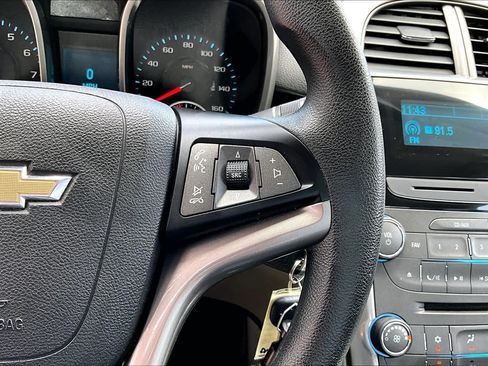 Used 2013 Chevrolet Malibu LS w/ Protection Package FWD image 25